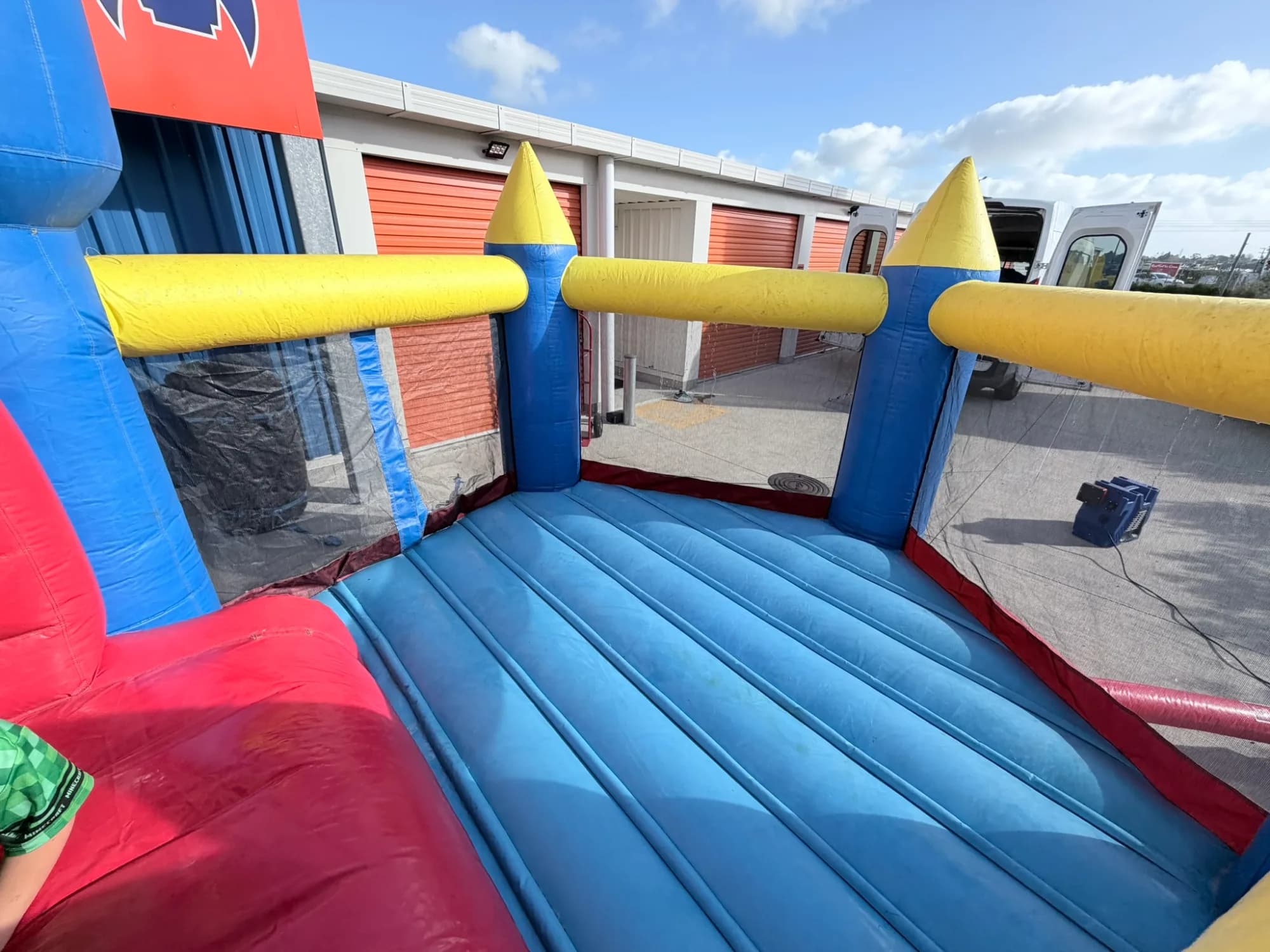Little Fortress bouncy castle hire